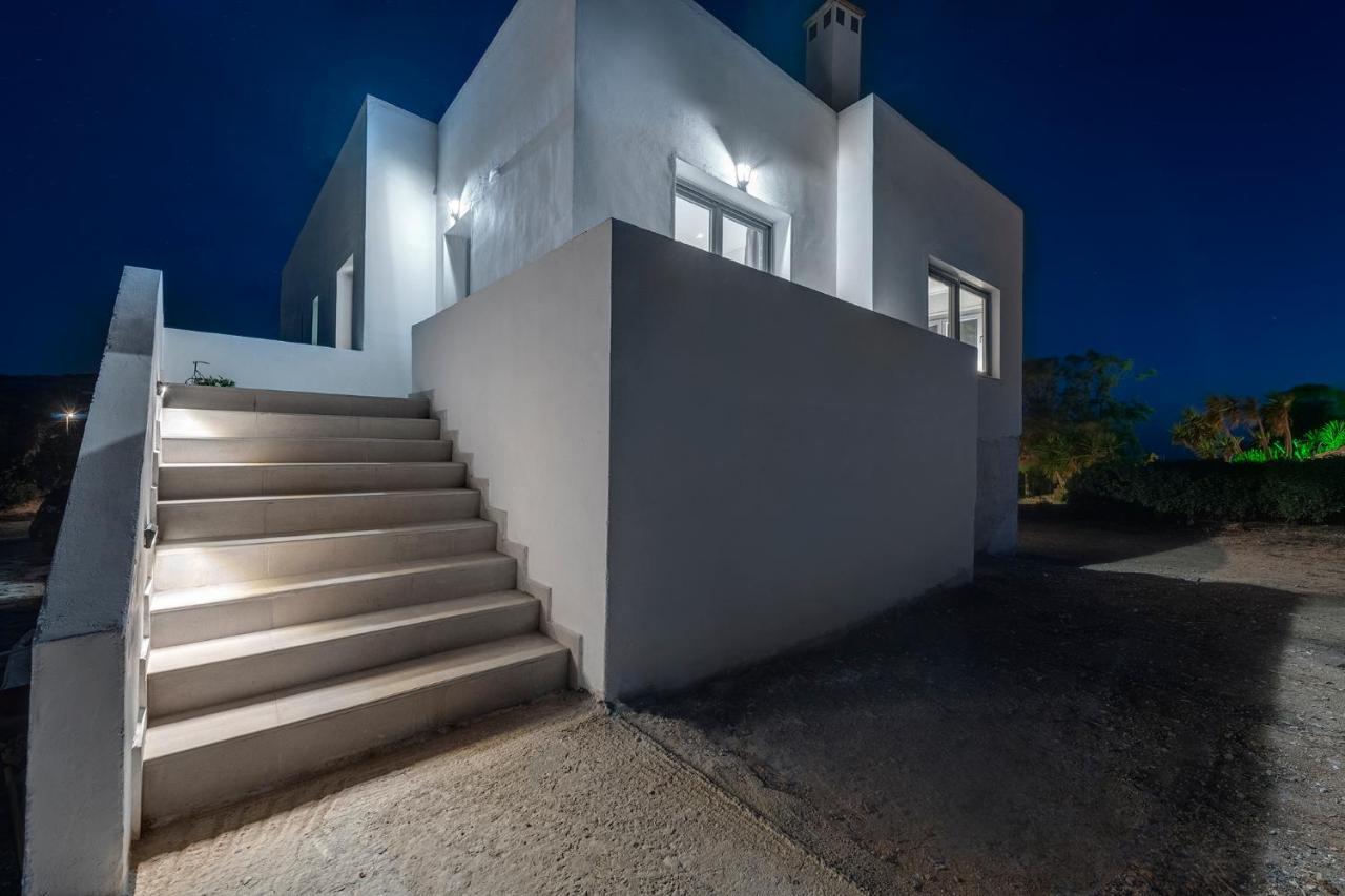 Chrysonisos Suites With Sunset & Seaviews Near Kini Екстериор снимка