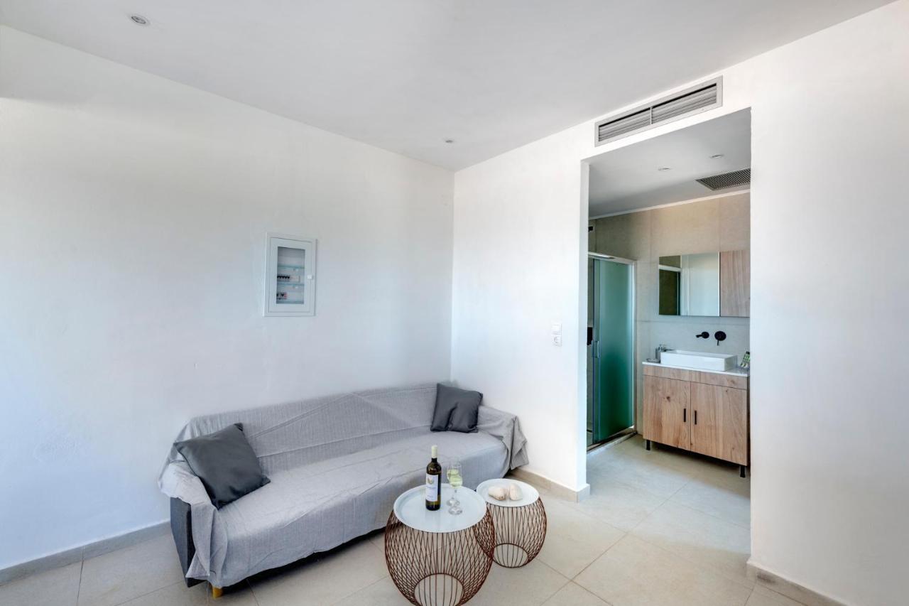 Chrysonisos Suites With Sunset & Seaviews Near Kini Екстериор снимка