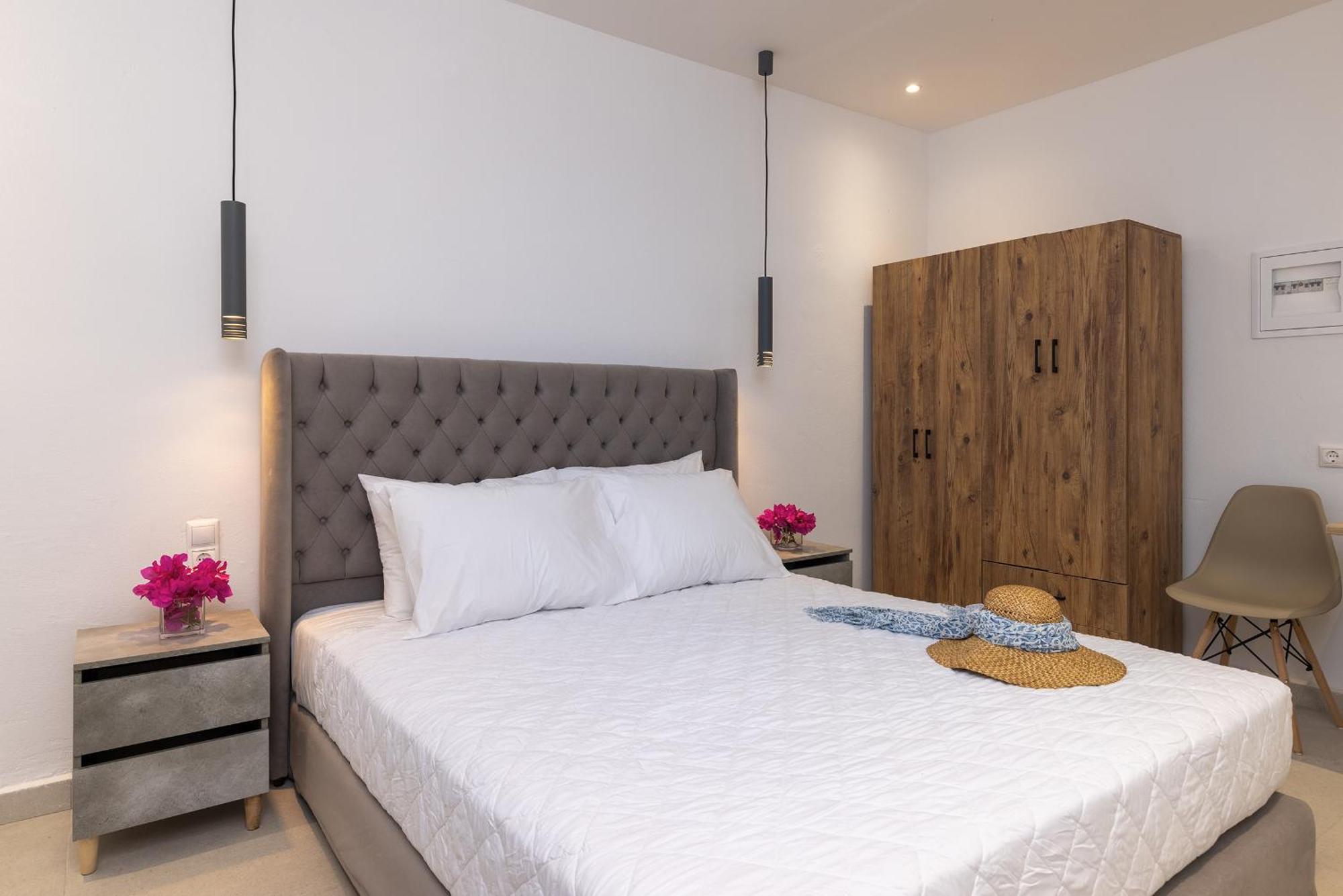 Chrysonisos Suites With Sunset & Seaviews Near Kini Екстериор снимка