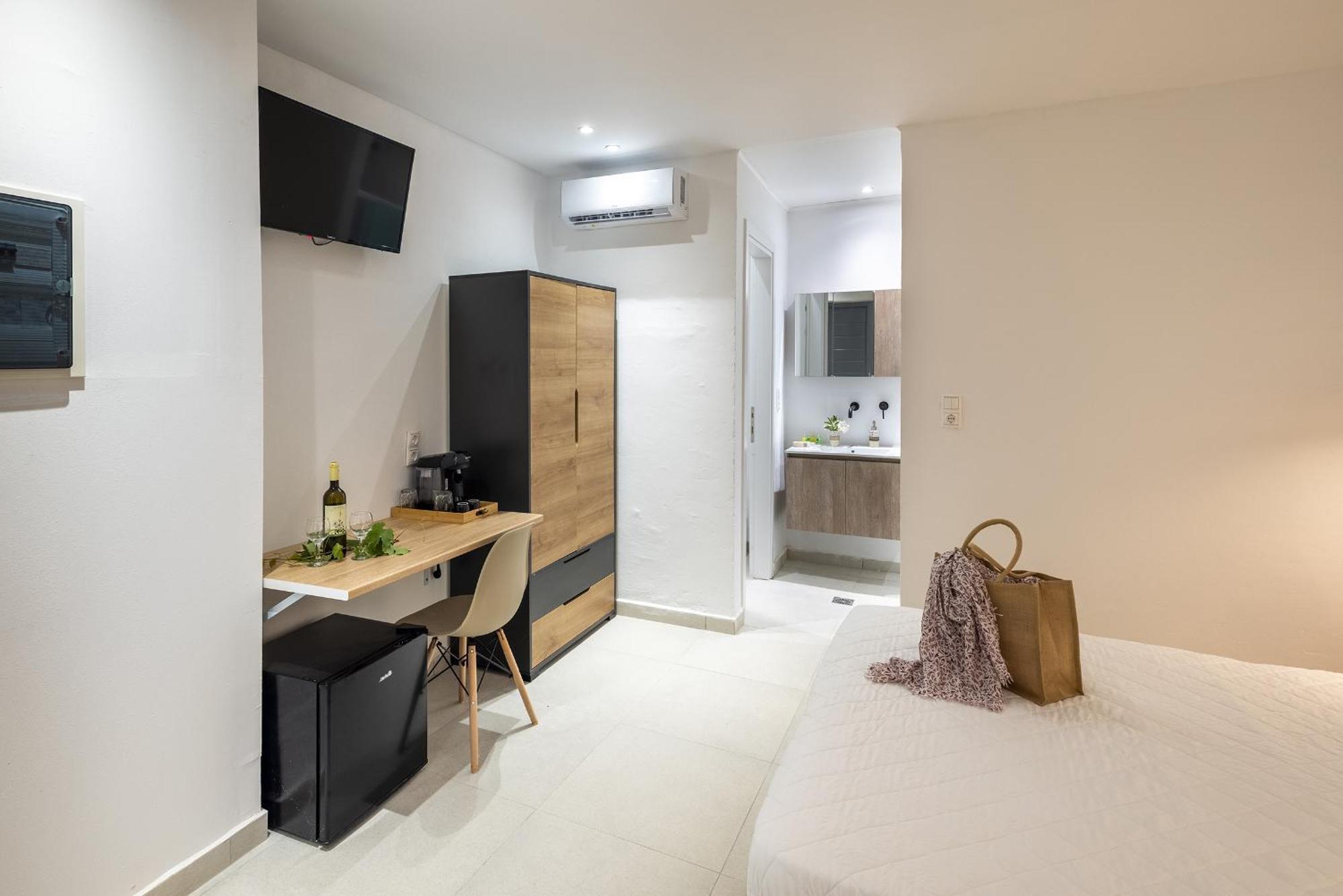 Chrysonisos Suites With Sunset & Seaviews Near Kini Екстериор снимка